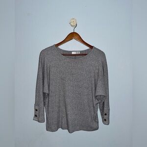 RETROLOGY GRAY DOLMAN QUARTER SLEEVE RIBBED PULLOVER SWEATER. MEDIUM